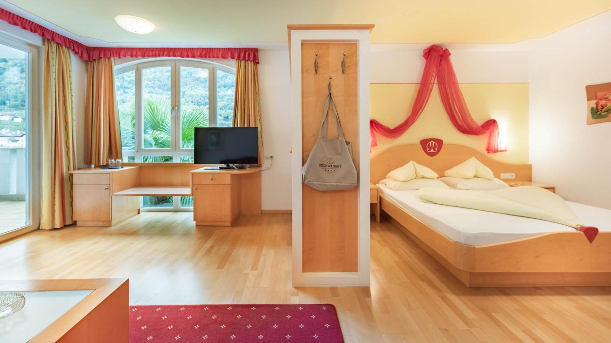 Hotel Gschwangut لانا المظهر الخارجي الصورة