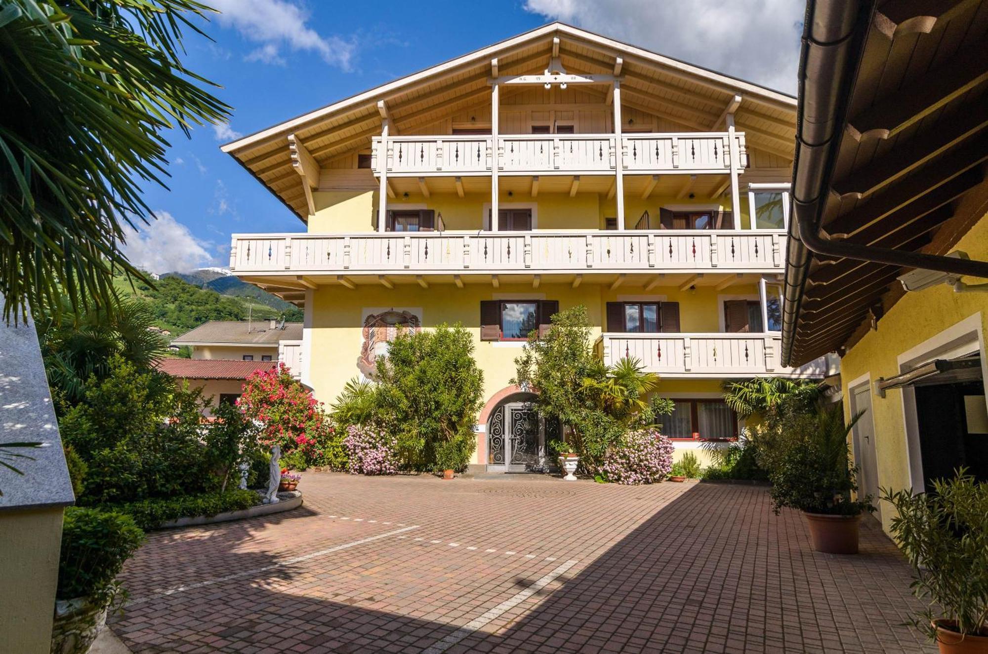 Hotel Gschwangut لانا المظهر الخارجي الصورة